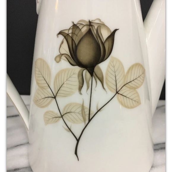 Rosenthal Shadow Rose Coffee Pot Germany Blutenspiel White Porcelain Mid Century - Picture 12 of 13